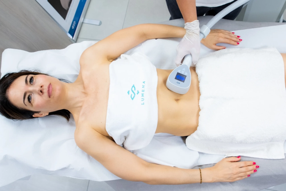 Lumena-Lezerkozpont-BTL-exilis-ultra-360-arc-es-testkezeles_11